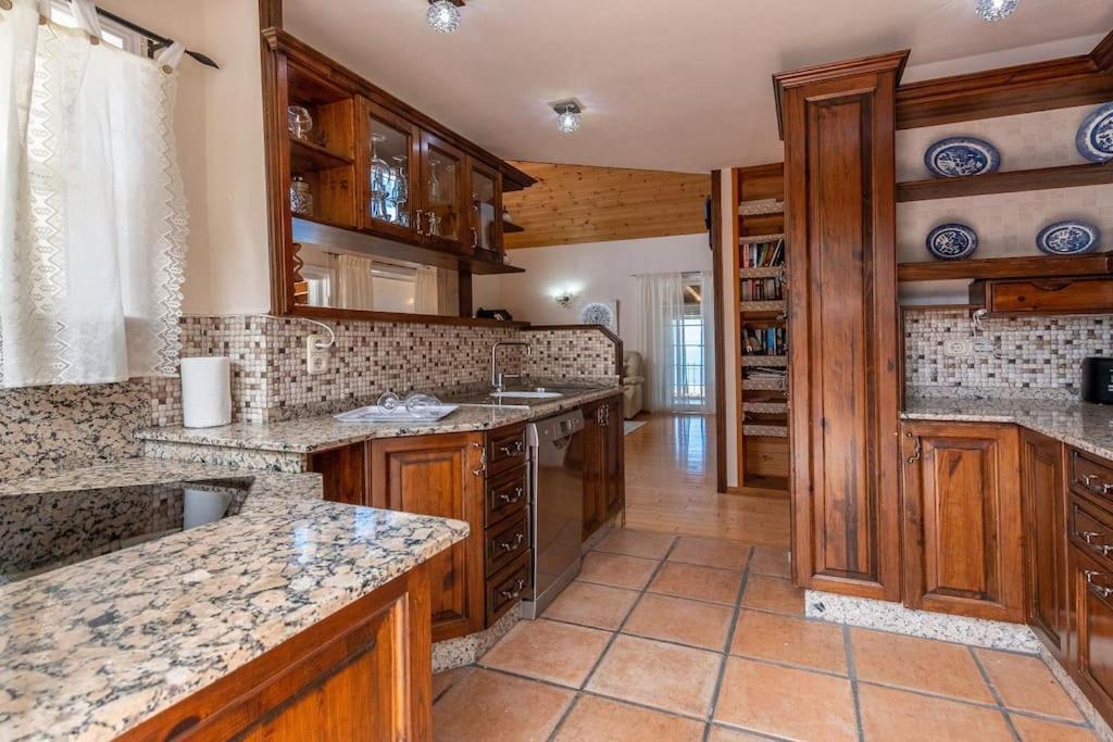 Villa Carlitos Vistas Al Mar Y A La Montana アデヘ エクステリア 写真